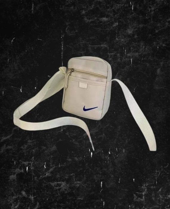 барсетки Nike.