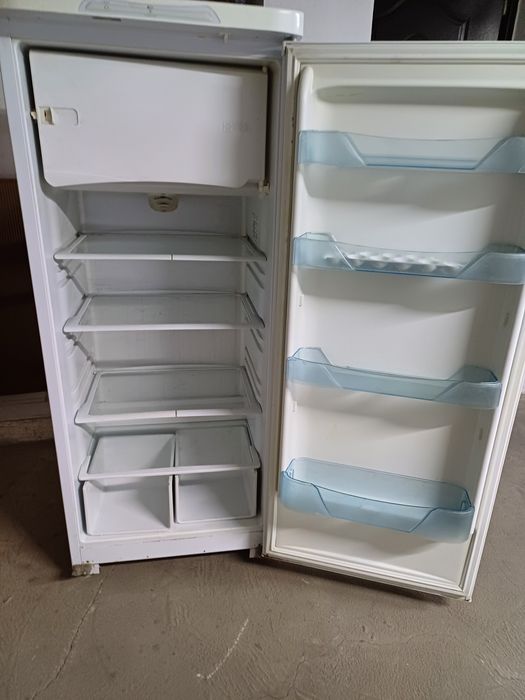 Продвм холодильник