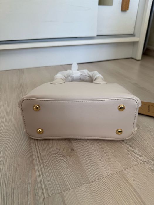 Geanta valentino originala