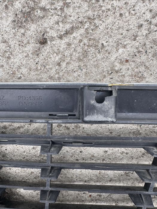 Решетка W211 дорест