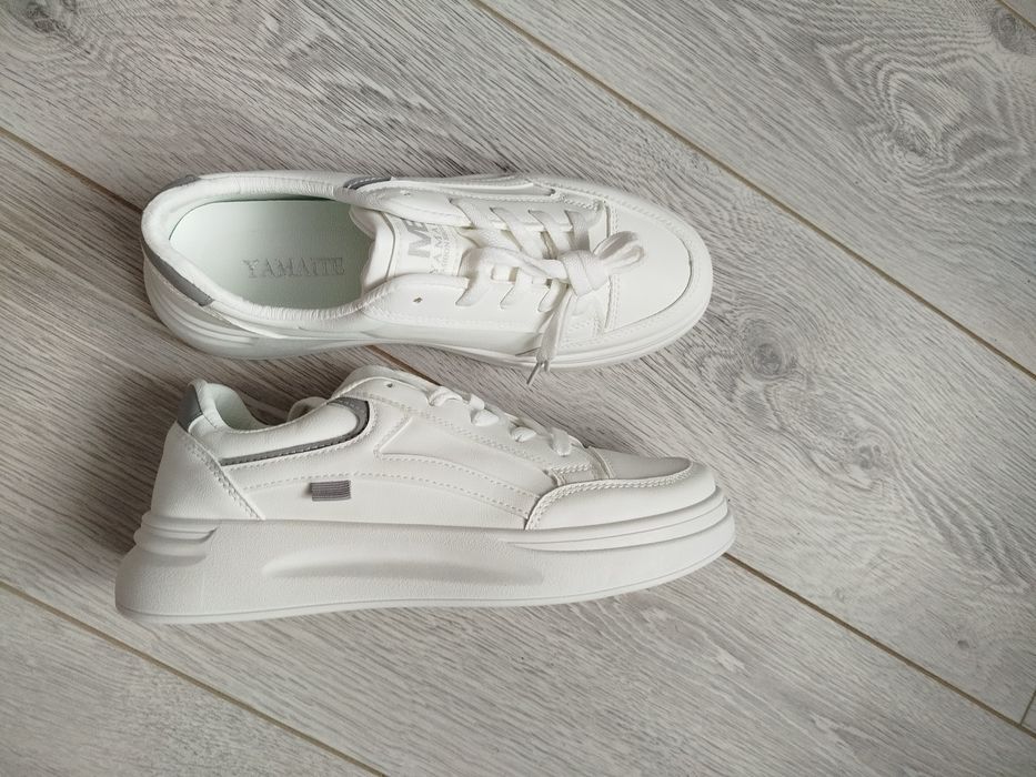 Кроссовки 43 размер