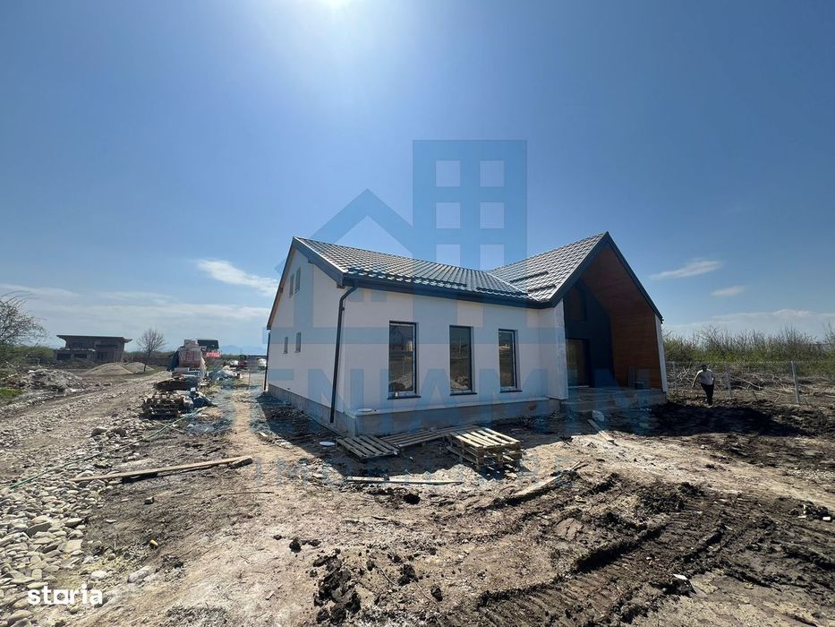 Casa-4 camere-170mp utili-723mp teren-Utilitati-Sanpetru-Harmanului