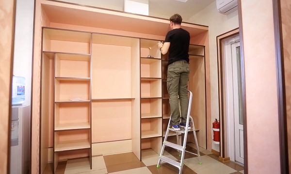 Сборка изготовления на заказ мебел. Так же Сборка мебели