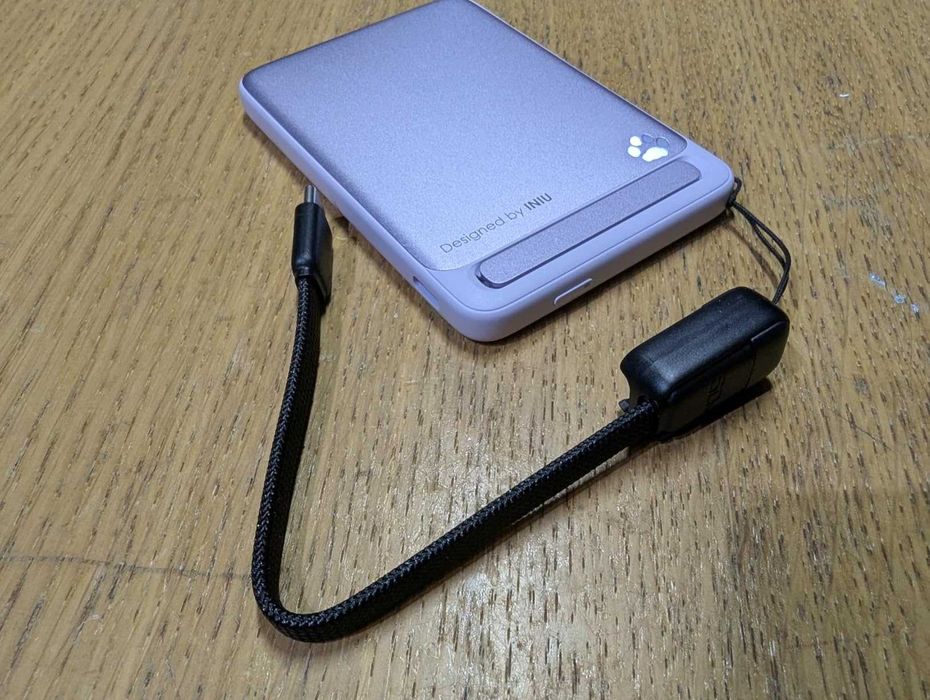 INIU магнитна външна батерия, ултра тънка Qi2 сертифицирана, 5000mAh