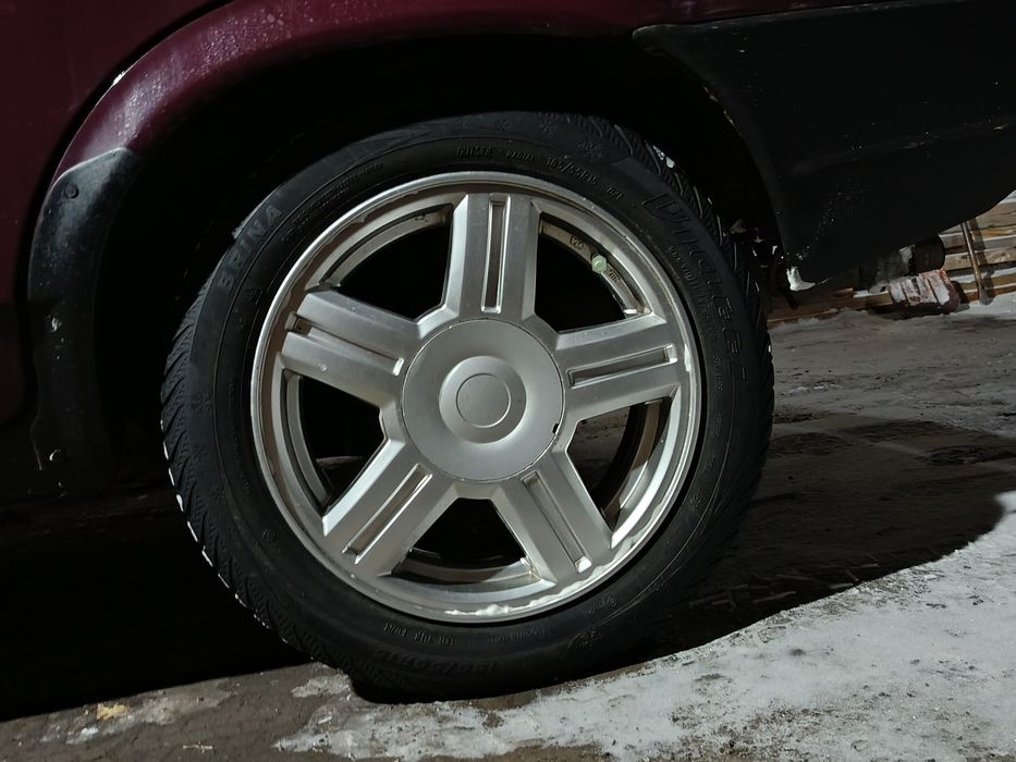 Продам Торусы с резиной