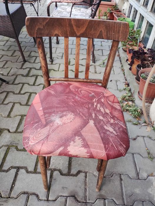 Стар дървен виенски стол.Единична бройка