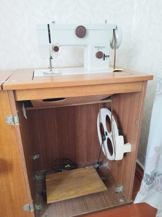 Чайка 134 швейная машинка