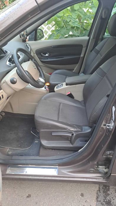 RENAULT Grand Scenic 2010 — imagine 5