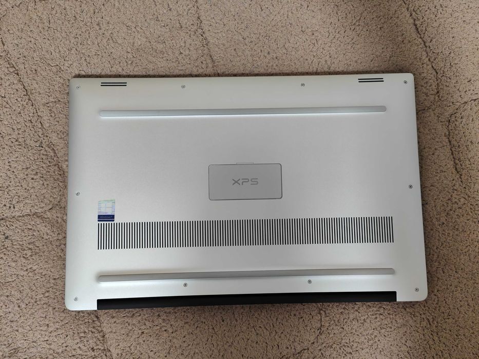 Dell XPS 15 i7 8750H | 4K Touch | 32 RAM 512 NVMe | Nvidia GTX 1050Ti