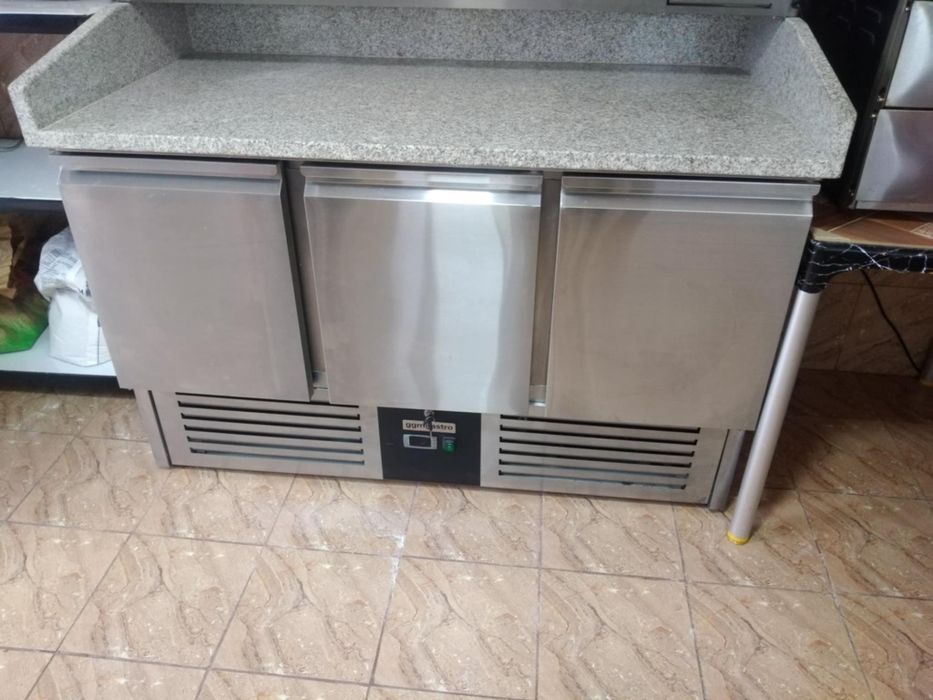 Masă frigorifica, rece