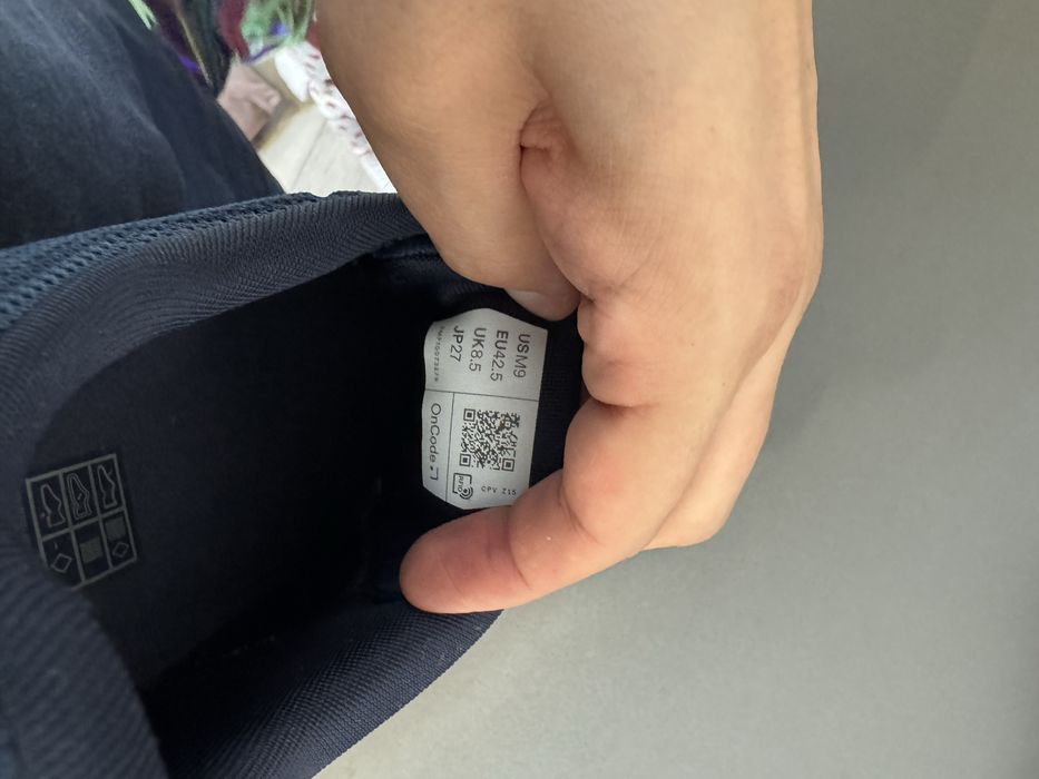 Кроссовки on cloud