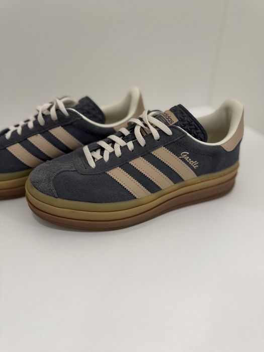 Маратонки Gazelle Bold, сиви, бежови, велур