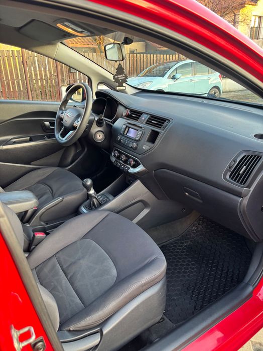 KIA Rio 2013 — imagine 5
