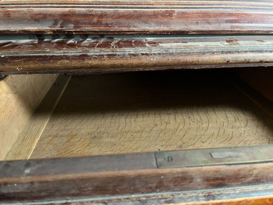 Антикварная мебель