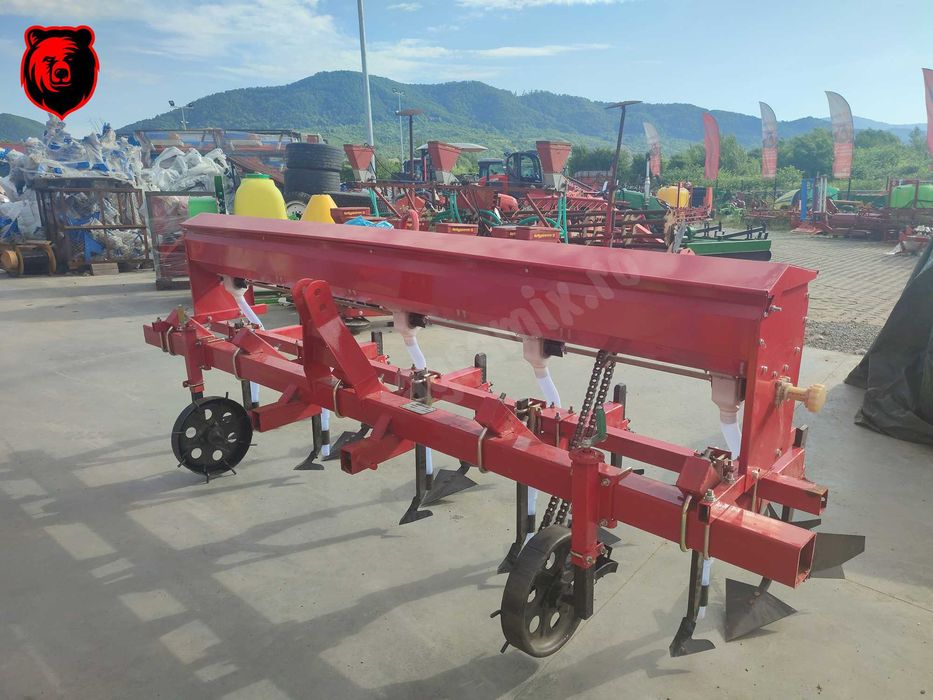 Prasitoare cu fertilizare pe 3 randuri reglabil Agramix