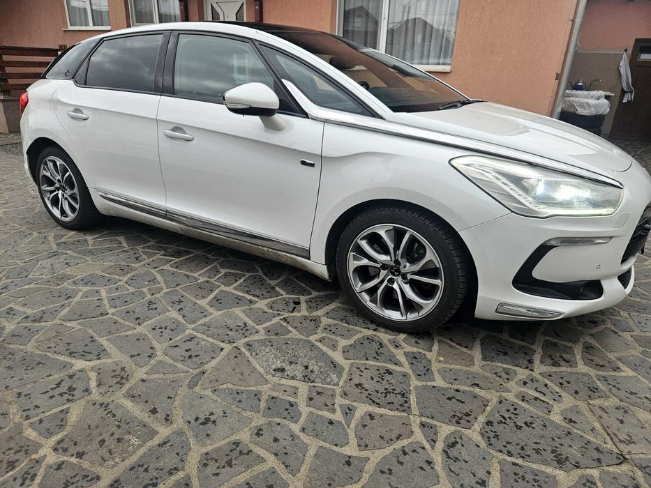 Citroen DS5 hybrid 4x4