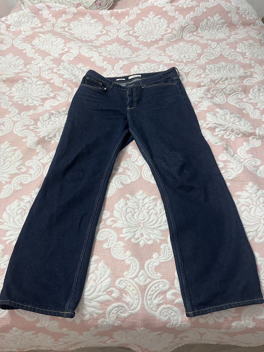 Продам Джинсы Mango