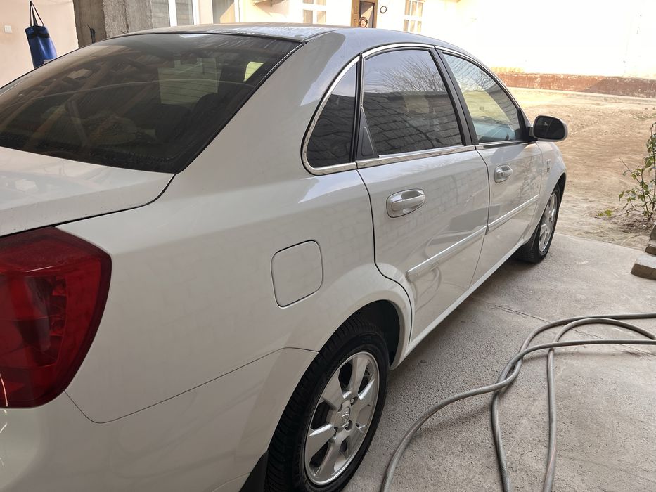 Gentra evro 1  benzinda yurgan