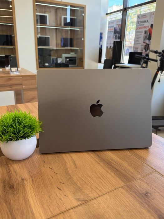 MacBook Air 13,6 2022 M2