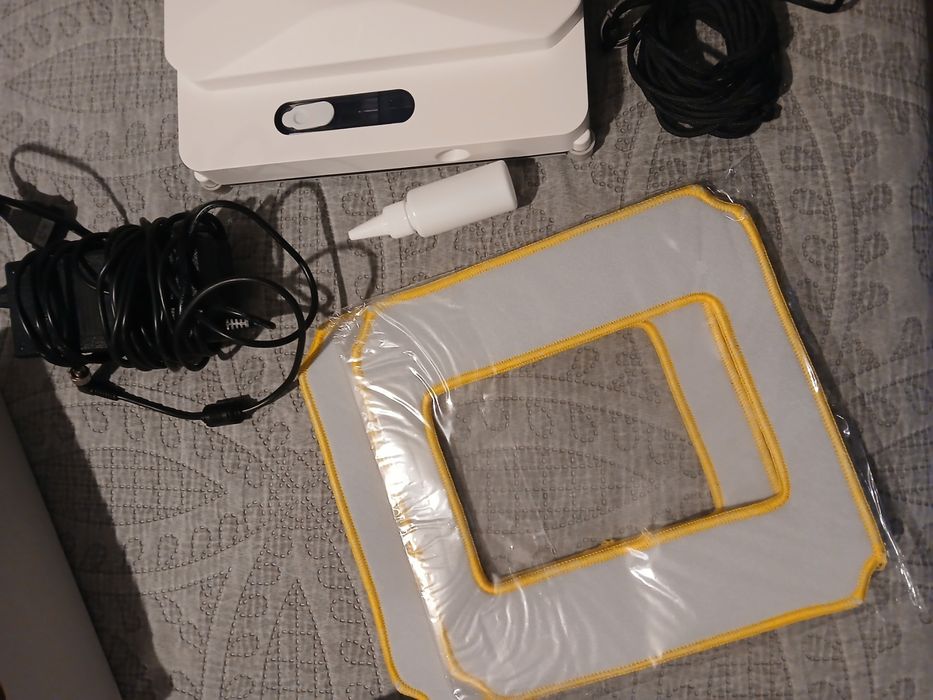 Робот за миене на прозорци Xmart WM-08S, Bluetooth, Дистанционно управ