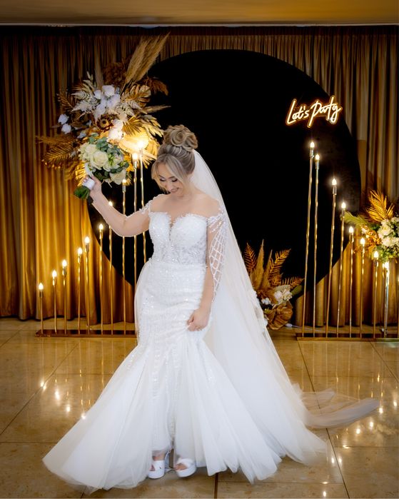 Rochie de mireasa model sirena