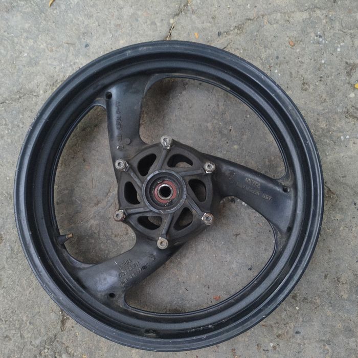 Оригинална предна джанта Yamaha 17" 3.50