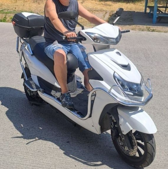 Продам свои электроскутер