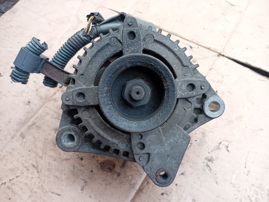 Генератор Toyota  land cruiser