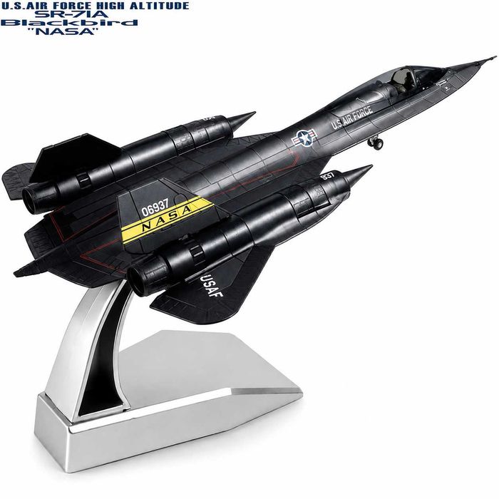 Macheta avion metalica SR-71A Blackbird NASA 23 cm