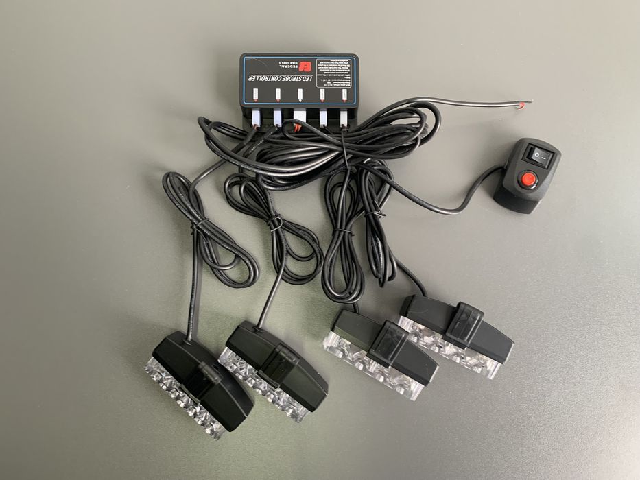 Stroboscoape auto grila LED 4x4 rosu albastru galben