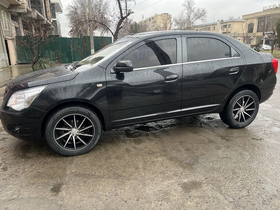 Продам диски с баллонами в комплекте сняты с кобальта.