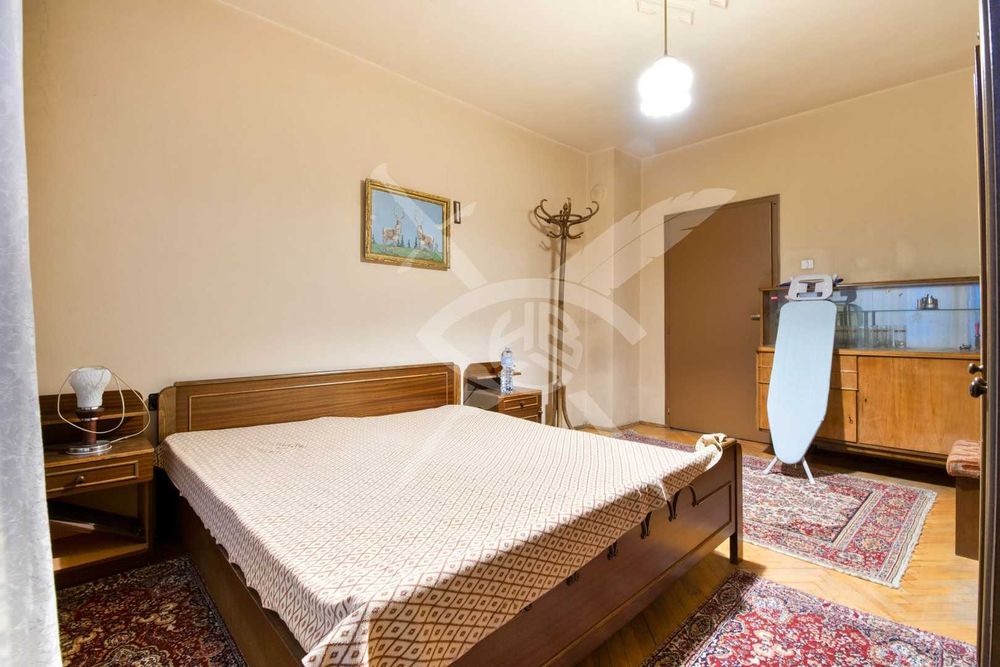 КЛЮЧ В КОМПАНИЯТА ! Тристаен апартамент в жк. Сухата река № 99123