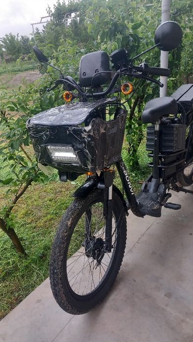 2080 km yurgan led fara malibu singnal qoyilgan