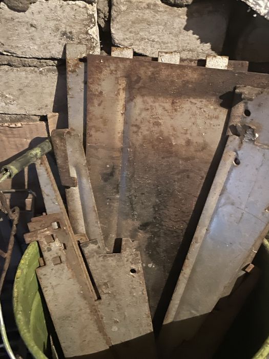 Продам стеллажи