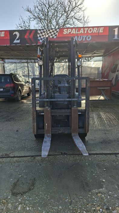 Stivuitor komatsu 3t an fabricatie 2007