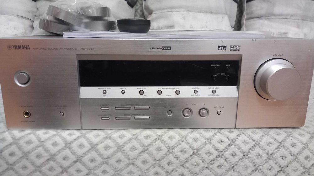 Receiver 5.1 Yamaha RX-V357