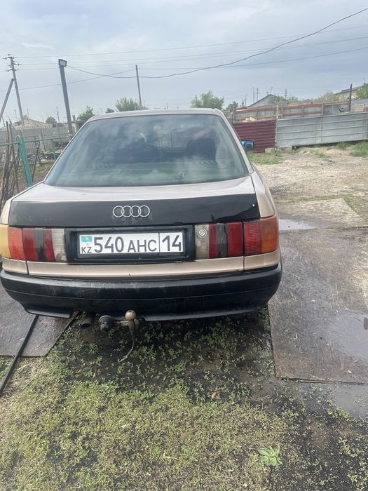 Продам машину Ауди 80