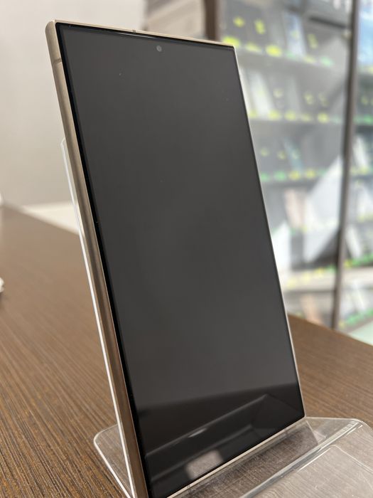 Samsung Galaxy S24 Ultra / 512GB / Impecabil / Garantie 12 luni