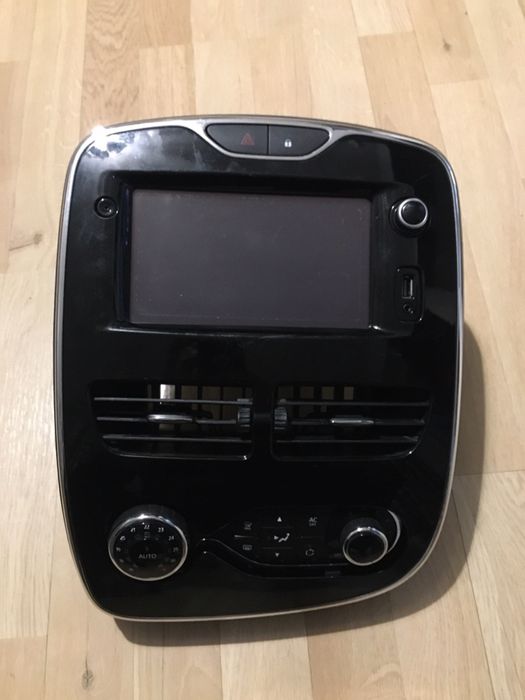 Navigatie Medianav clio 4