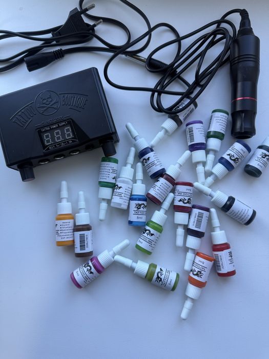 Машинка для тату с красками