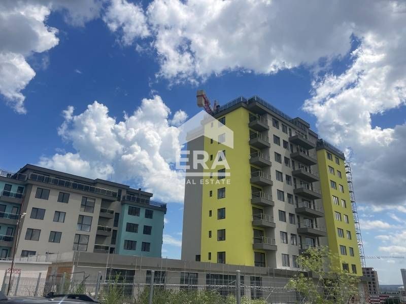 Двустаен южен апартамент за продажба, в новострояща се сграда с Акт 14