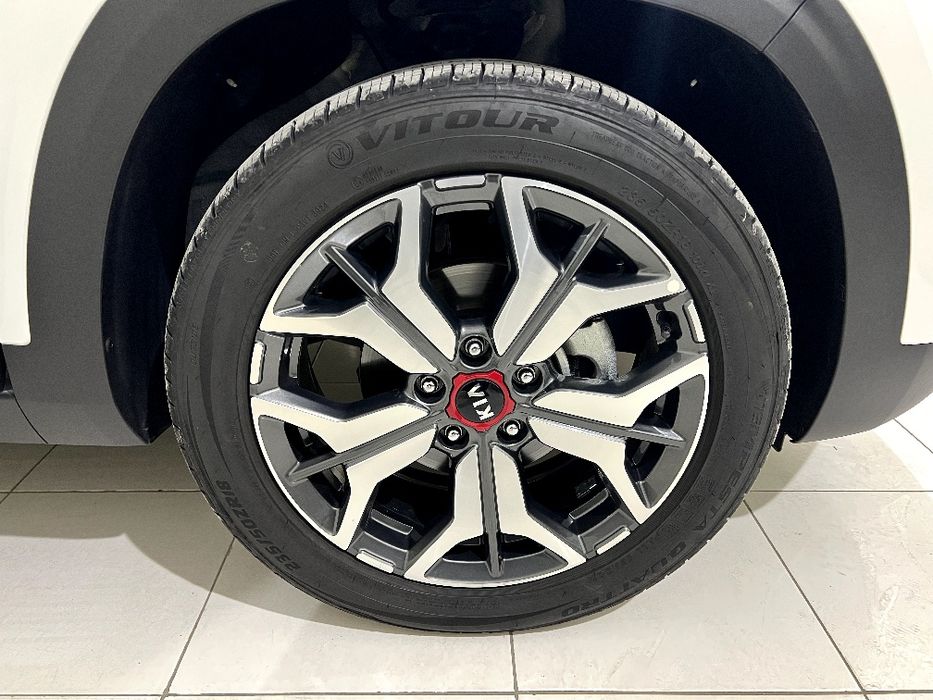 KIA SELTOS. 4-позиция (PREMIUM )2021 -жыл. Пробег 29,000.