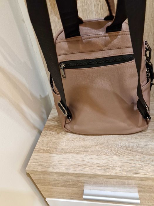 Дамска чанта- Раница