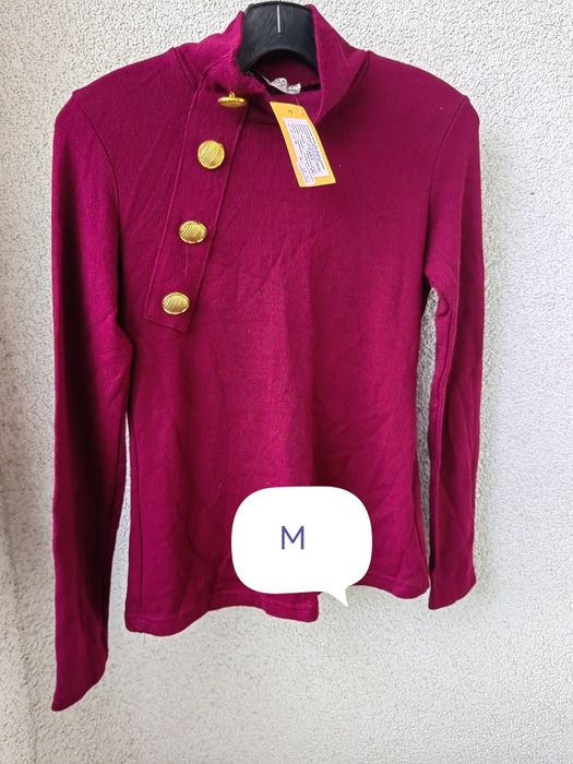 Дамскаи блузи различни размери НОВИ