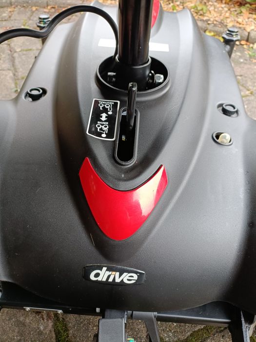 Carucior electric adulti/ cu dizabilitati