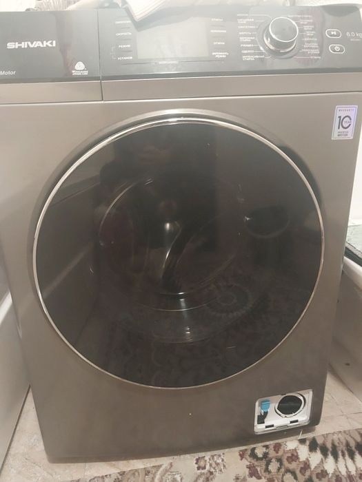 Kir yuvish mashinasi sotiladi