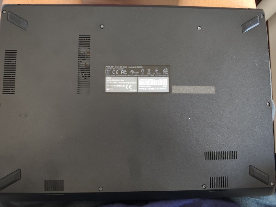 Asus vivobook 15