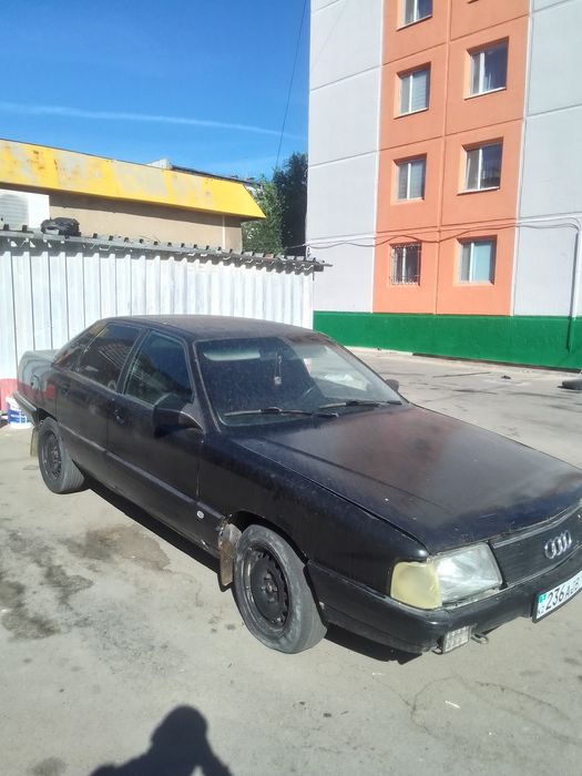 Ауди 100 с3 1990года