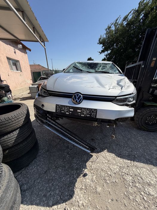На части Vw Golf 8 Голф 2.0tdi код DTR 85kw автомат дигитален километраж камери дистроници ном 775