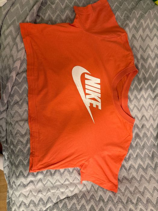 Nike тениска оранжево-розова малко носена